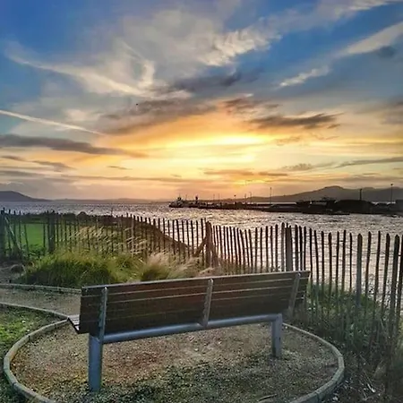 Spacious 4 Bedroom Perfect Location