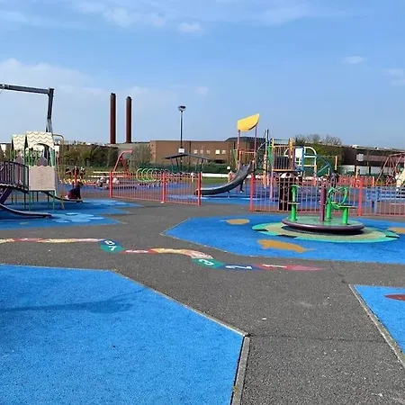 Dom wakacyjny Spacious 4 Bedroom Perfect Location Buncrana