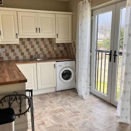 Holiday home Spacious 4 Bedroom Perfect Location Buncrana